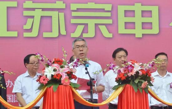 錫(xi)山(shan)區委(wei)常委(wei)、區(qu)人民政(zheng)府副(fu)區(qu)長李江(jiang)先生(sheng)緻辭