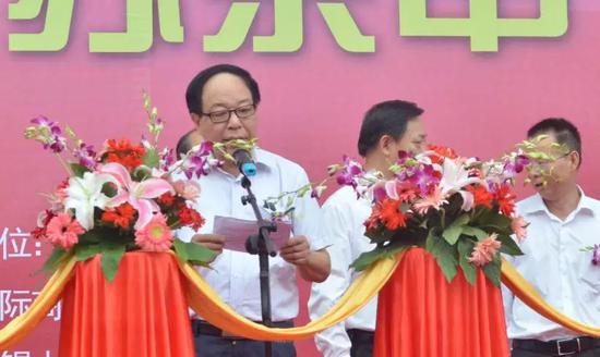 中國(guo)輕工業聯(lian)合會副會長、中(zhong)國自行(hang)車協會(hui)理事(shi)長馬(ma)中超(chao)先生(sheng)緻辭(ci)